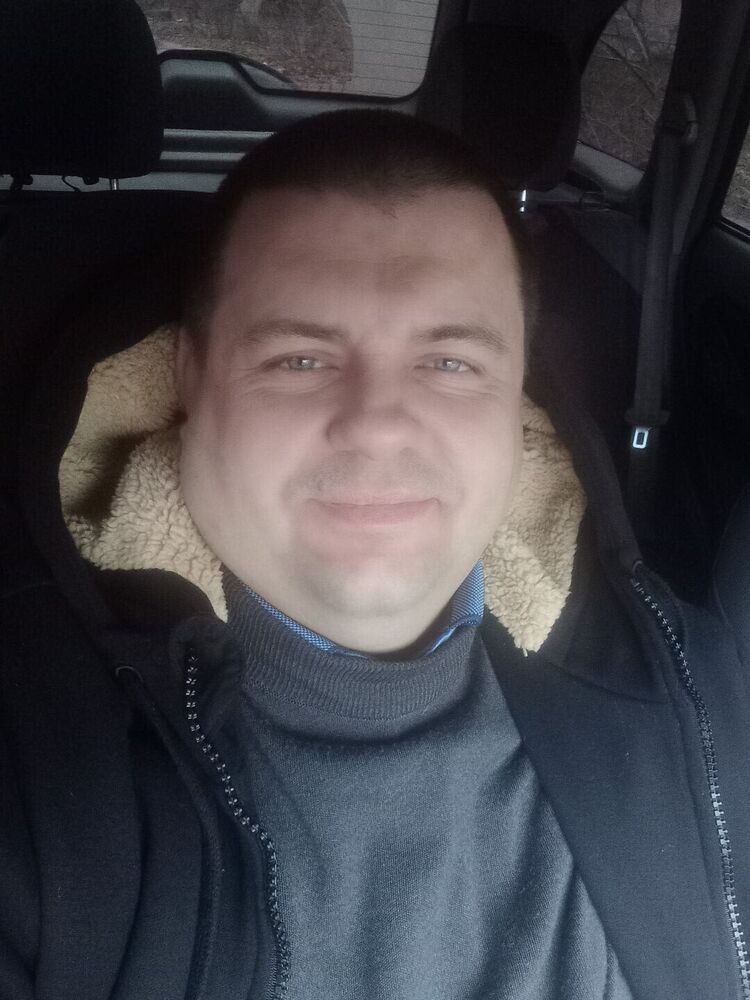  50579787  Slava, 38 ,    