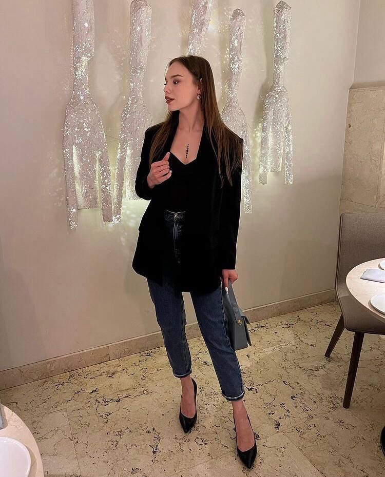  -,   , 25 ,     , c 