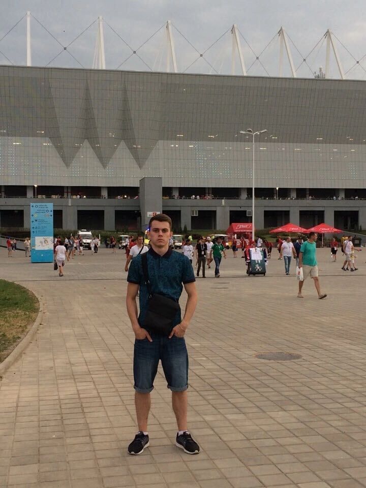  44173317  , 27 ,    --