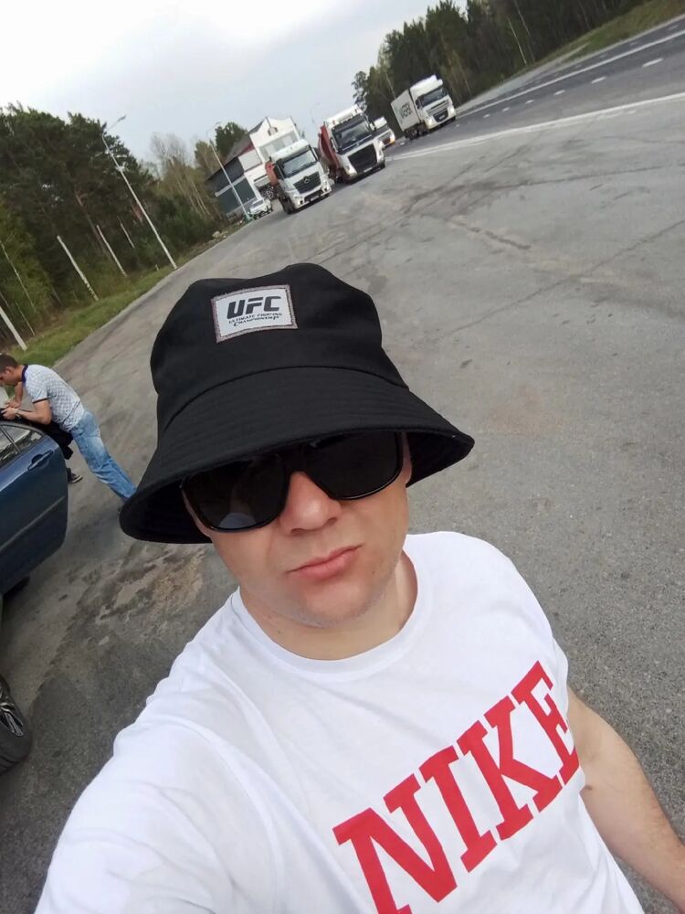  ,   Nik, 38 ,   ,   , c 
