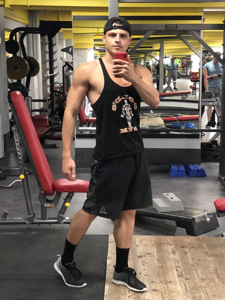  26039437  , 35 ,    