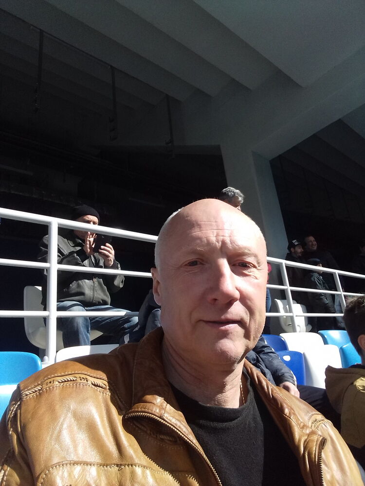  30288547  Oleg, 62 ,     