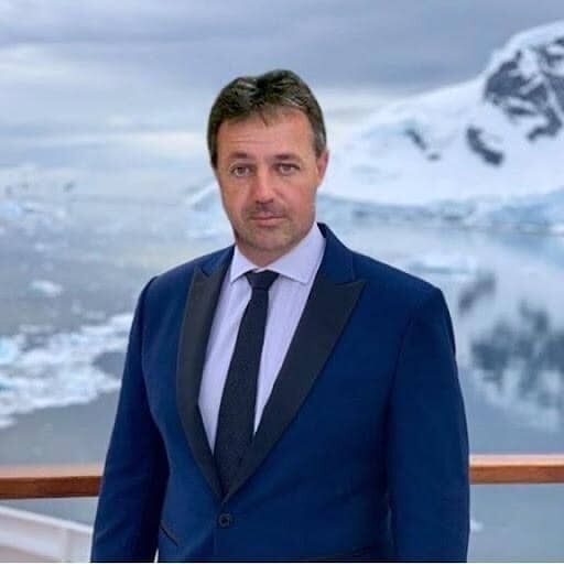 ���� 49239837 ������� Michael, 62 ����, ���� ���������� � Palais-Bourbon