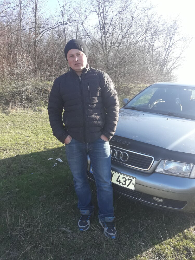  ,   Serghei, 35 ,   ,   