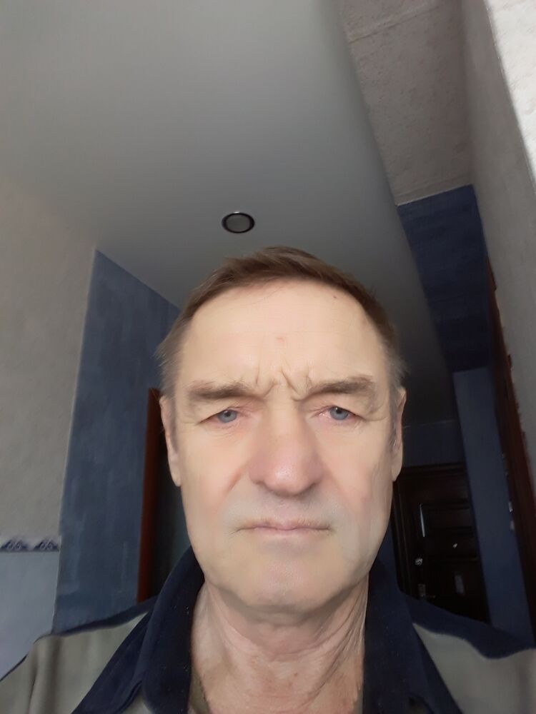  42990237  , 64 ,    