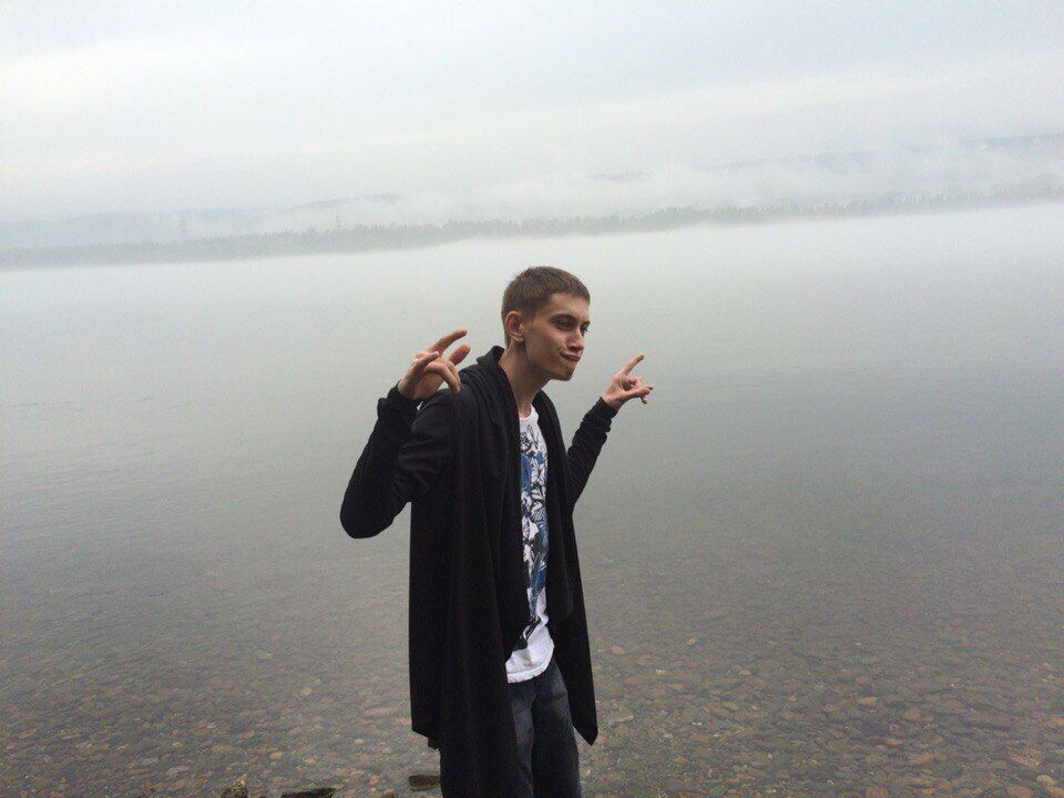  27077077  Cherry, 29 ,    