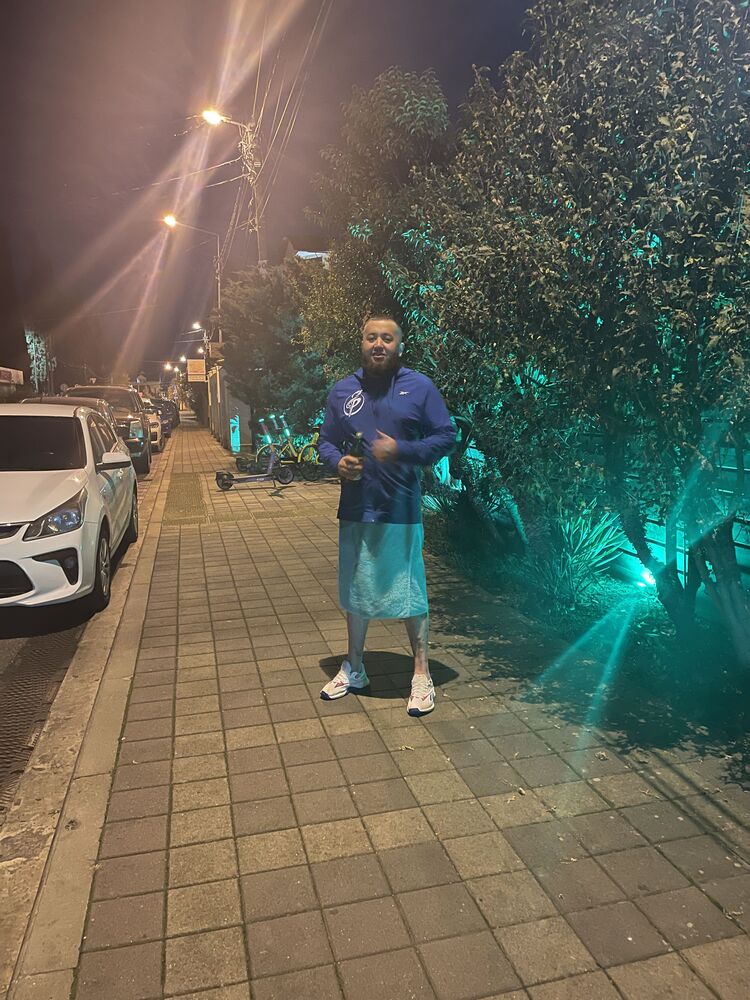  38949527  , 33 ,    