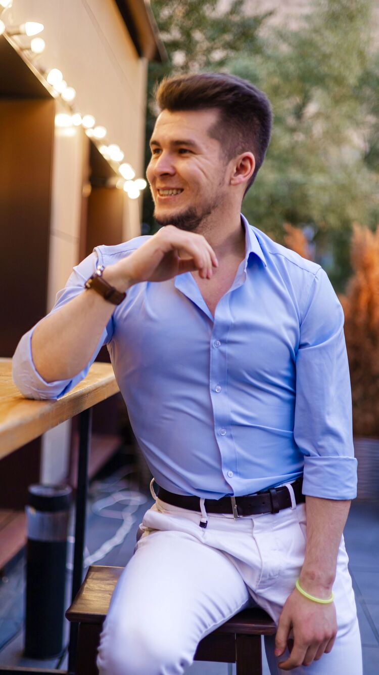  35311057  Alex, 26 ,    