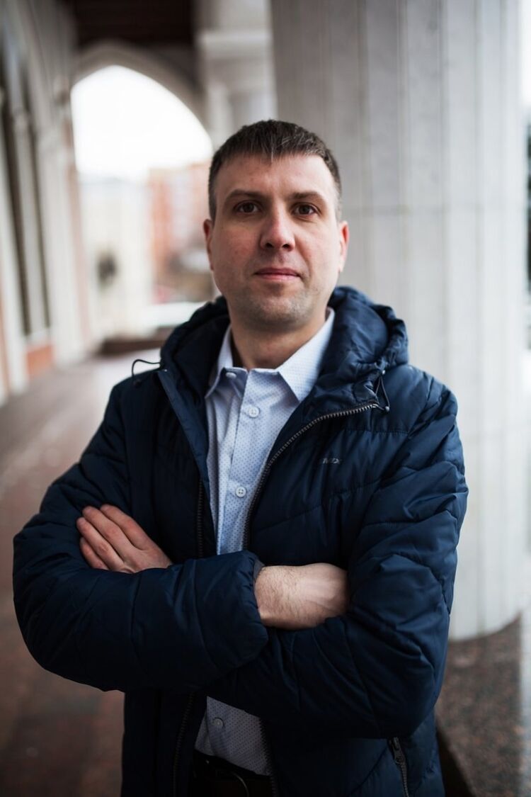  -,   Sergei, 40 ,     , c 