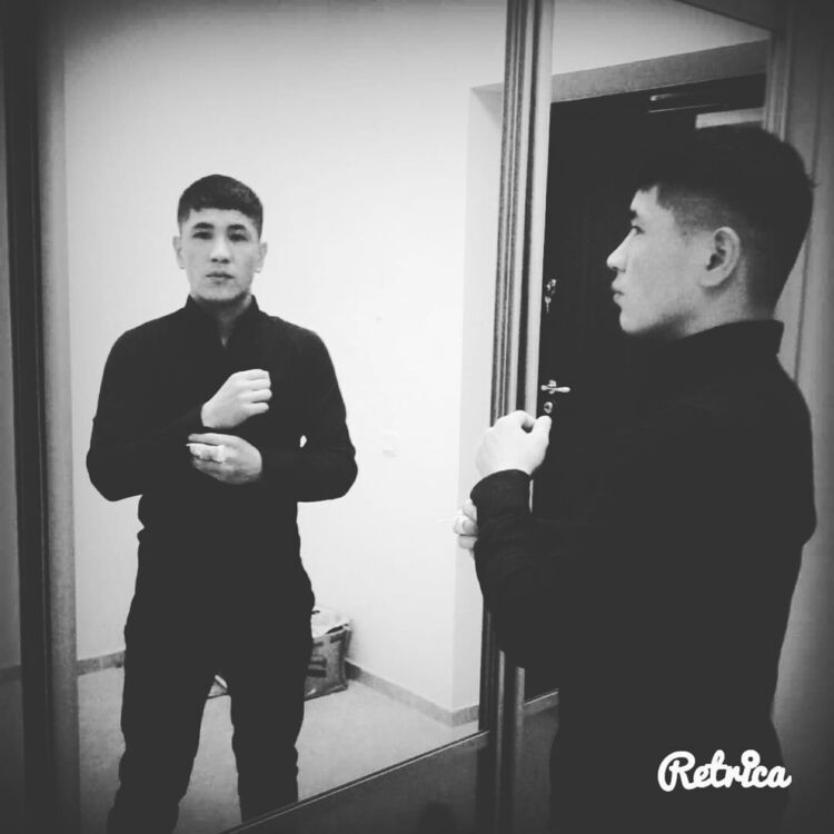  26723407  Kasym, 33 ,    