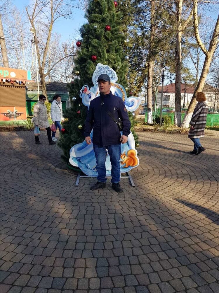  25886437  , 48 ,    