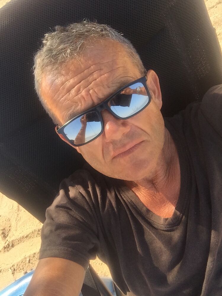  36333897  Baliamg, 52 ,    Al Ghardaqah