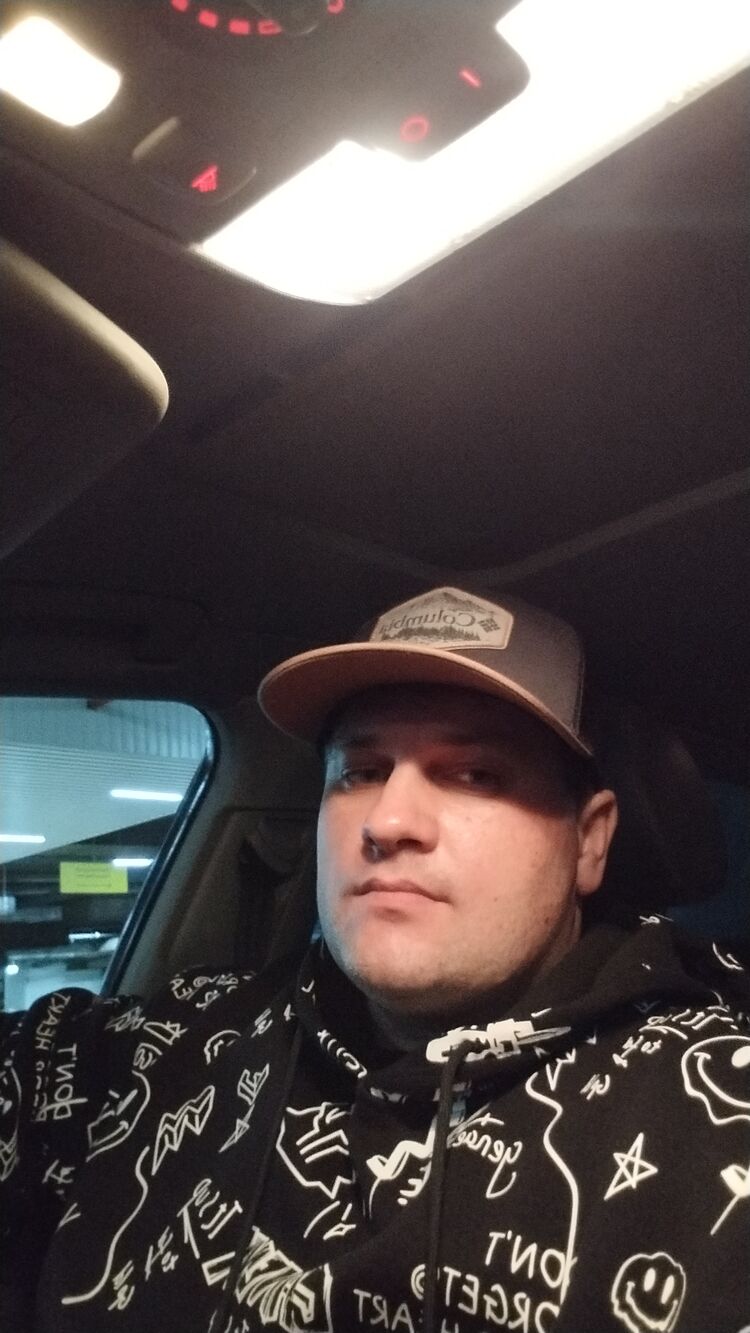  --,   , 37 ,  