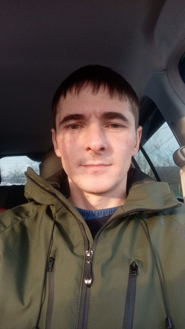  ,   Ivan, 36 ,   c 