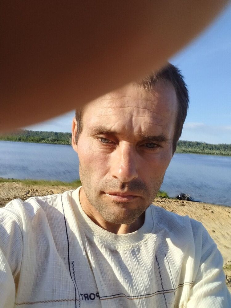  53763737  , 42 ,    