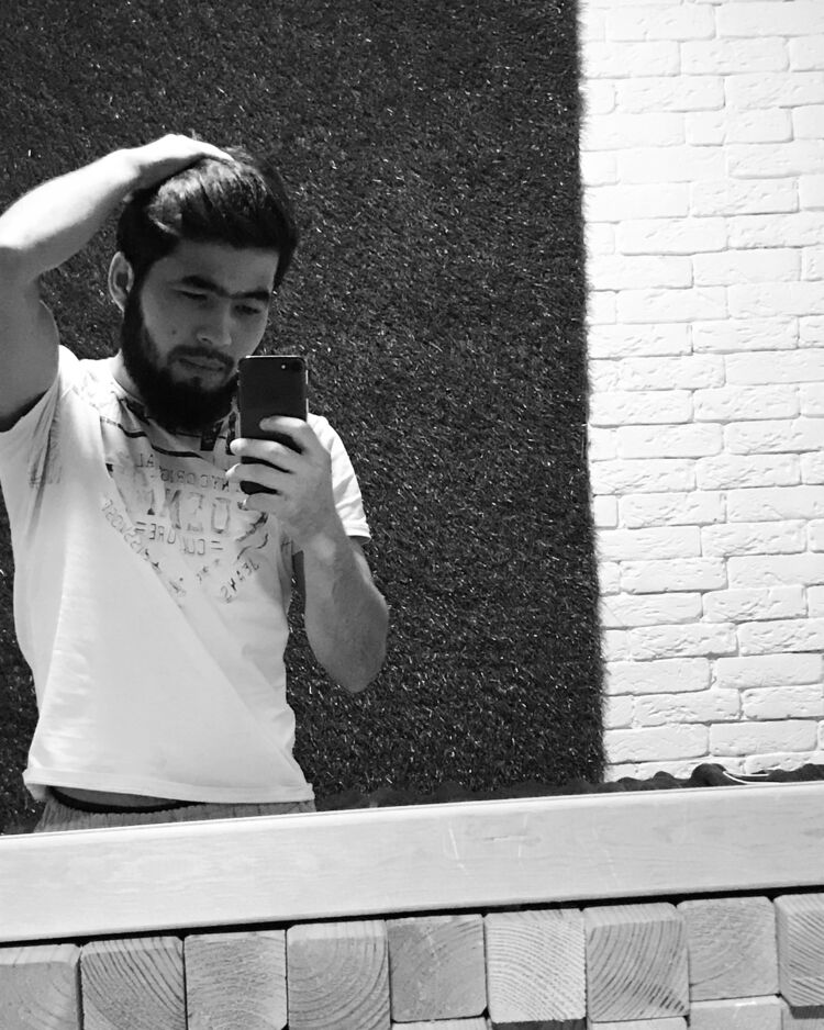  31734217  Raiis, 26 ,    