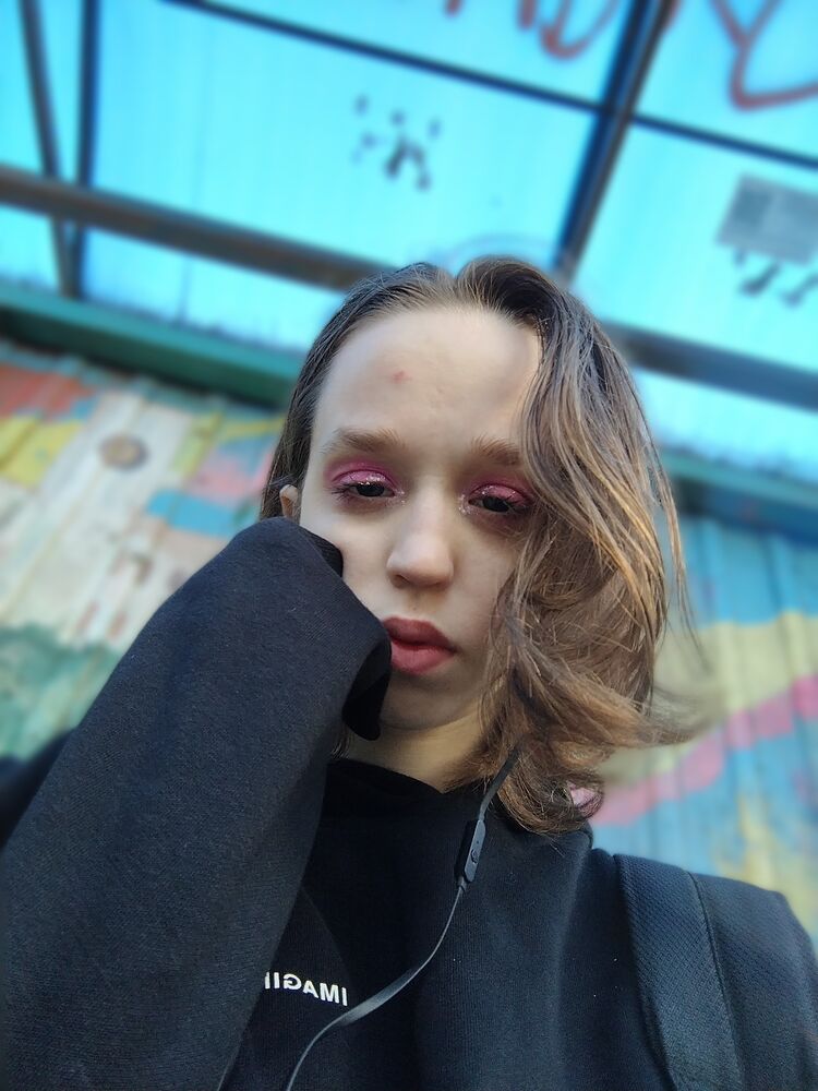 44807447  , 24 ,    