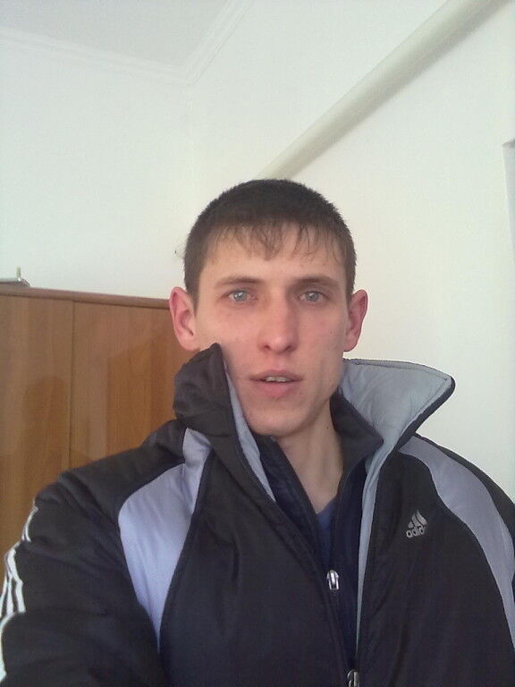  6892657  Serega, 37 ,    