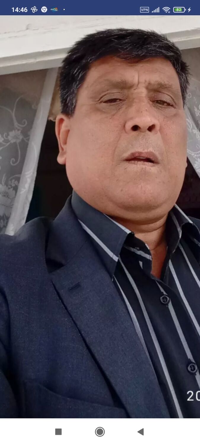  44663287  , 54 ,    