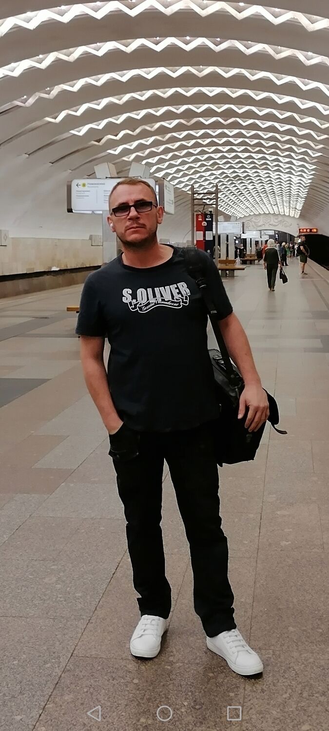  ,   Pavel, 40 ,     , c 