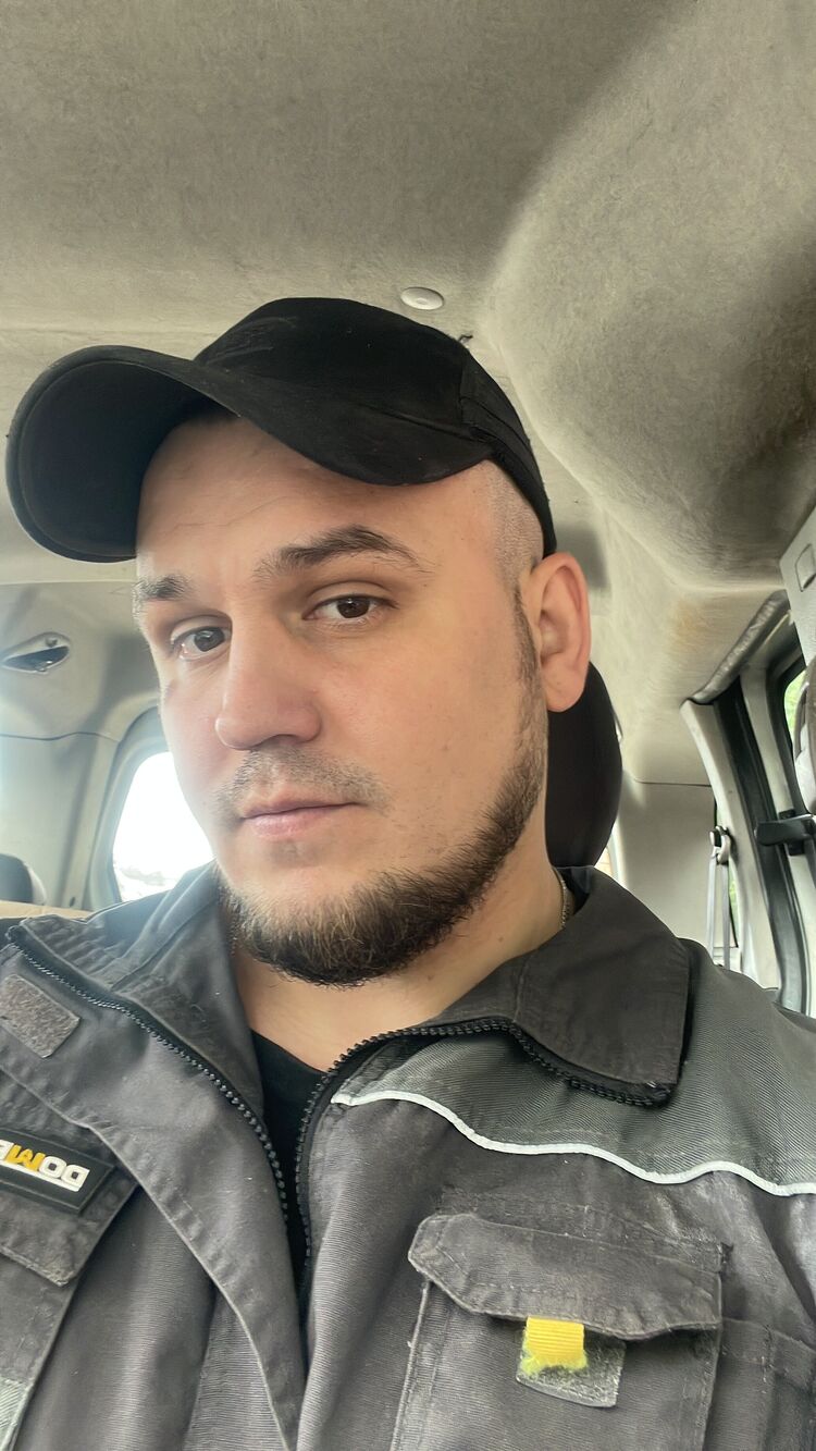  53348417  , 32 ,    