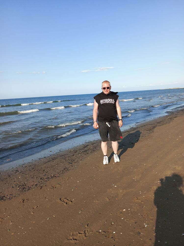  52871527  Georgiy, 38 ,    
