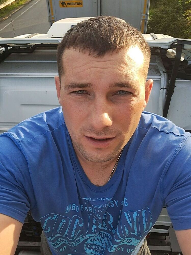  52735967  , 39 ,    