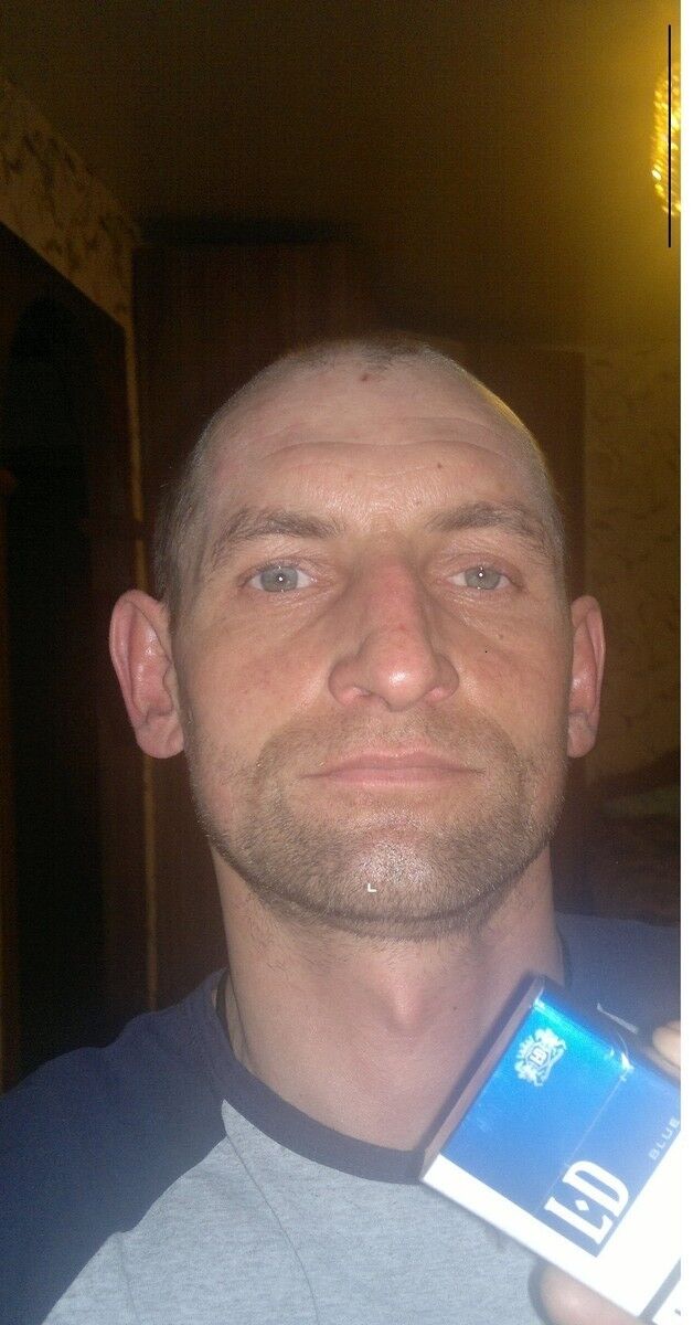  14670307  Andrey, 47 ,     