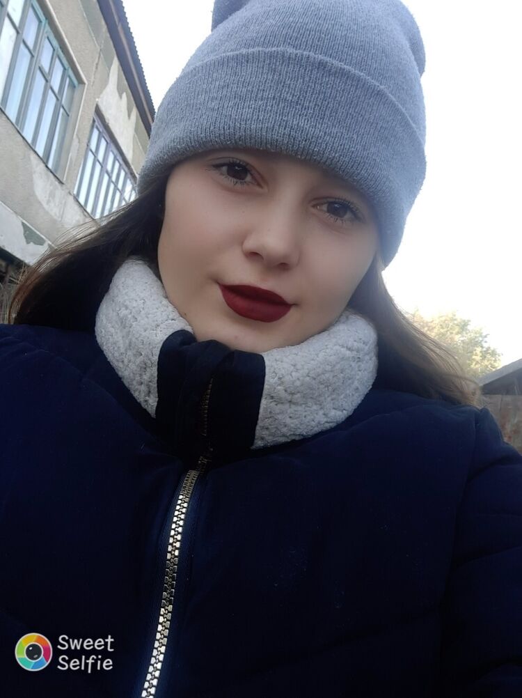  29850727  Irina, 22 ,    