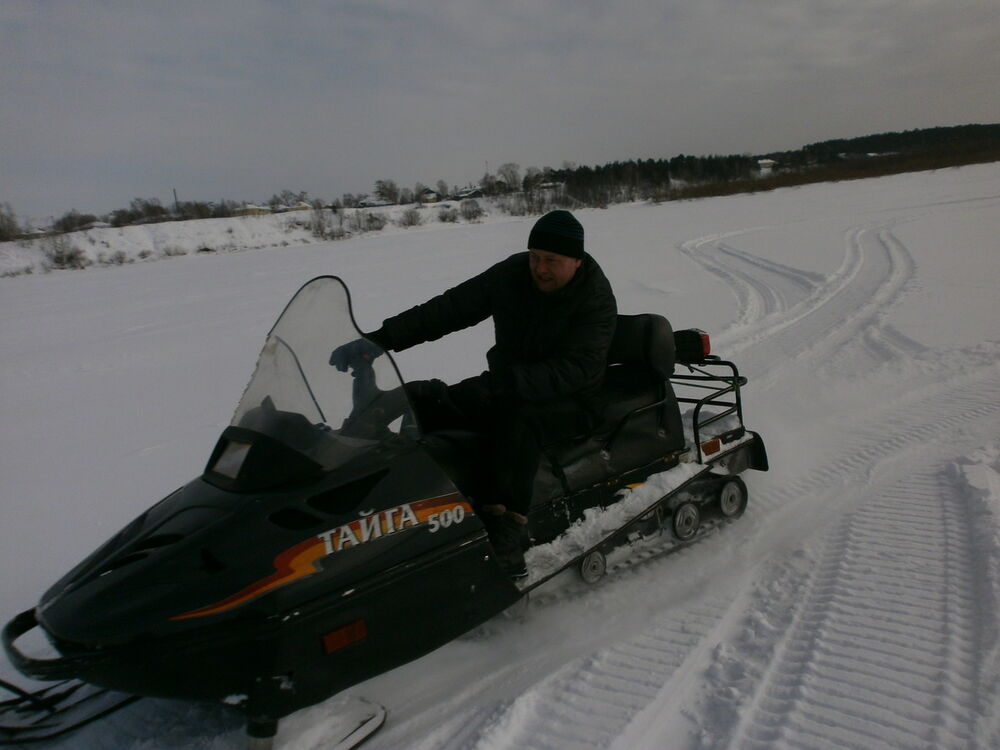  4402757  Igor, 48 ,    