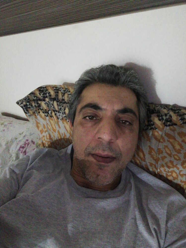  15301457  Oleg, 53 ,    