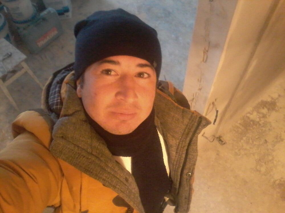  11347307  Oybek, 34 ,    