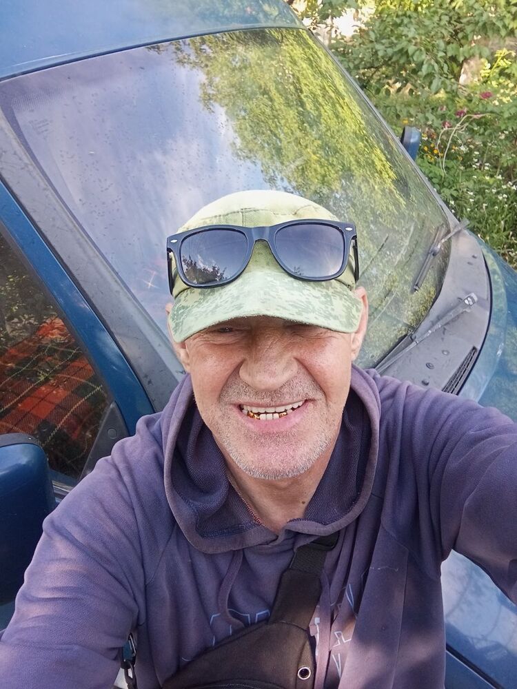  43767717  , 56 ,    