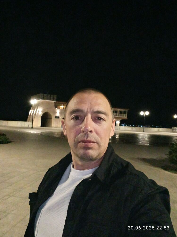  52191877  , 41 ,    