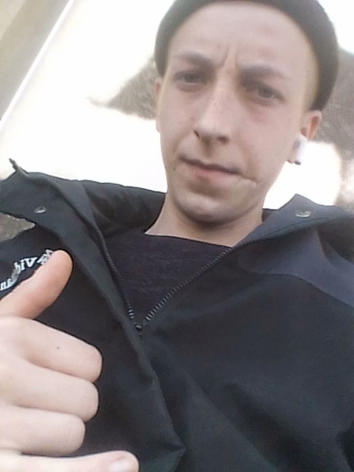  33458537  , 21 ,    