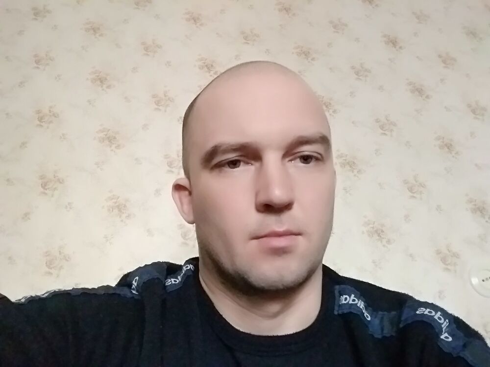  18811807  , 44 ,    