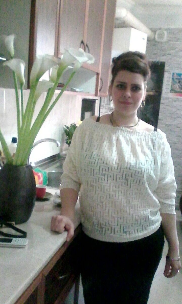  ,   ANNA, 35 ,  