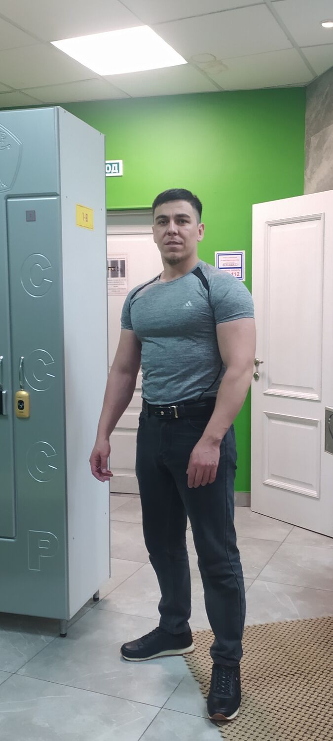  36157597  Adam, 34 ,    