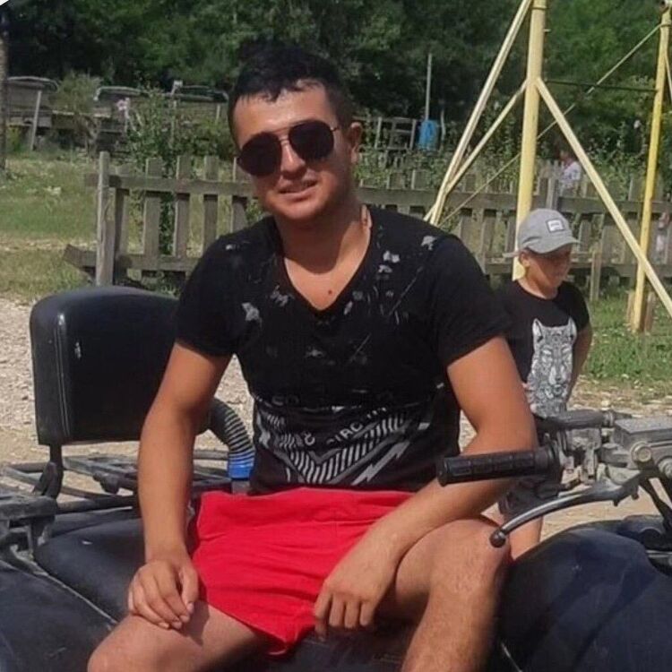  ,   Nurik, 27 ,   ,   , 