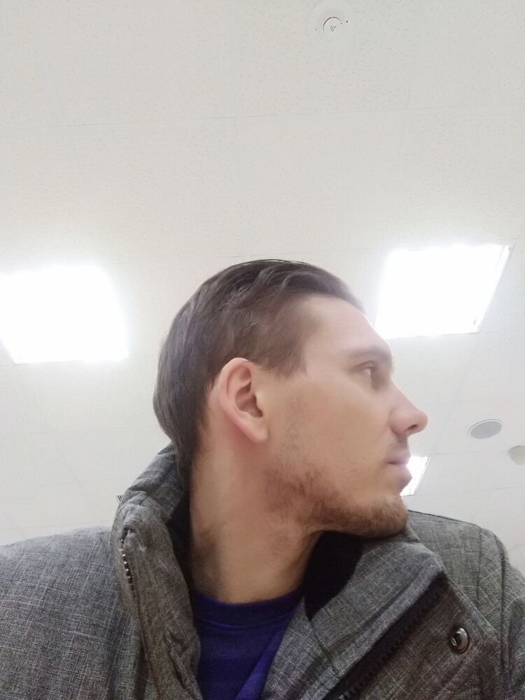  18773827  Ը, 37 ,    