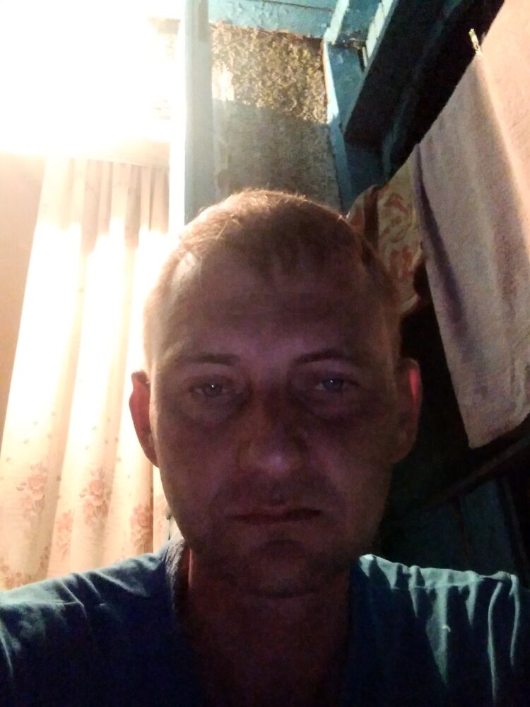  27582937  , 40 ,    
