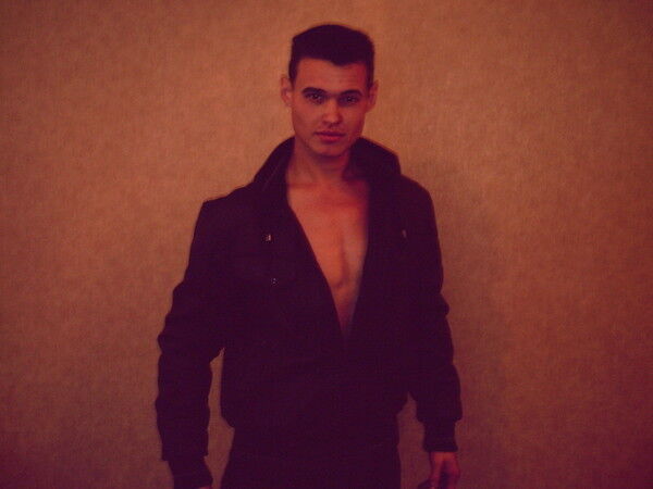  4726097  Sergei, 35 ,    