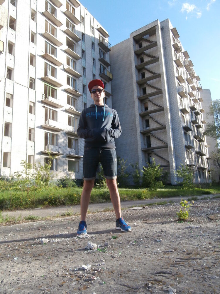  7611687  , 34 ,    