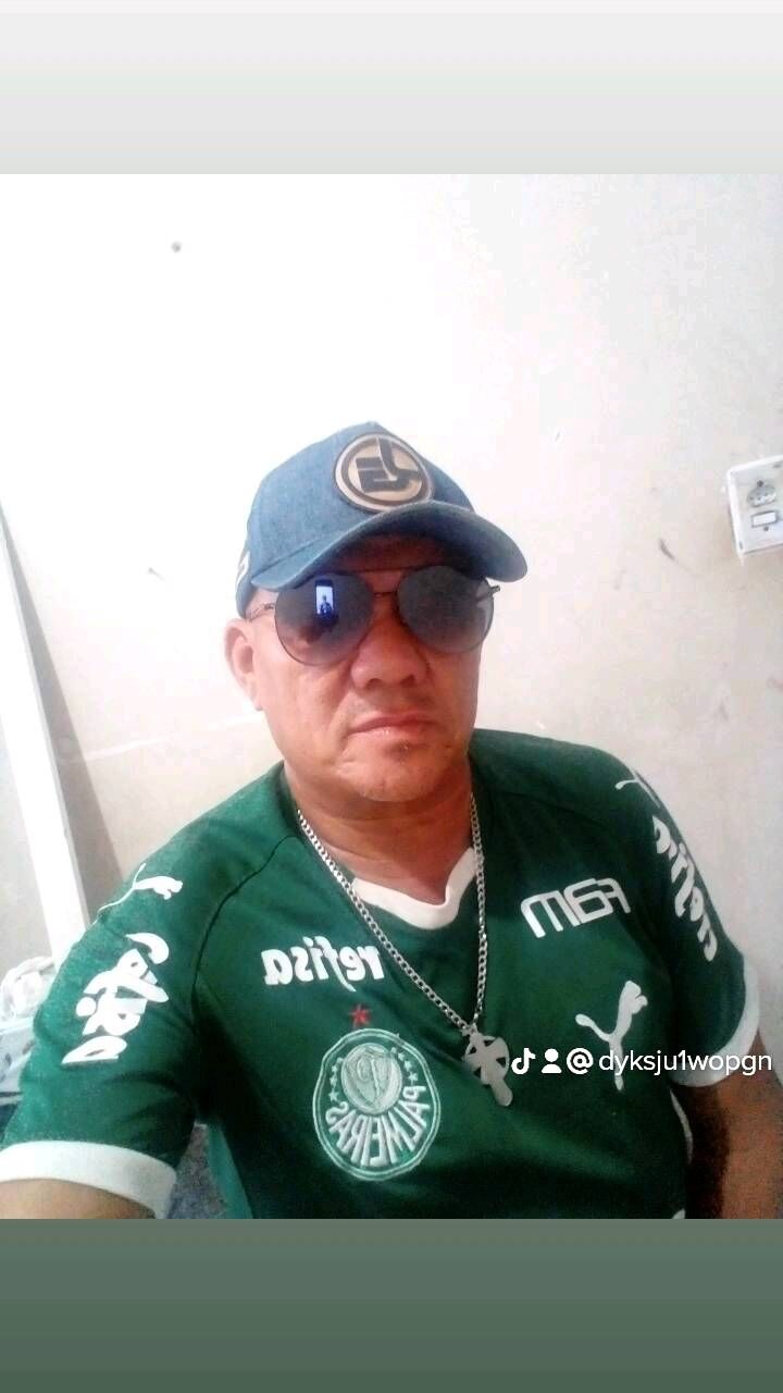  32592977  Francisco, 53 ,    
