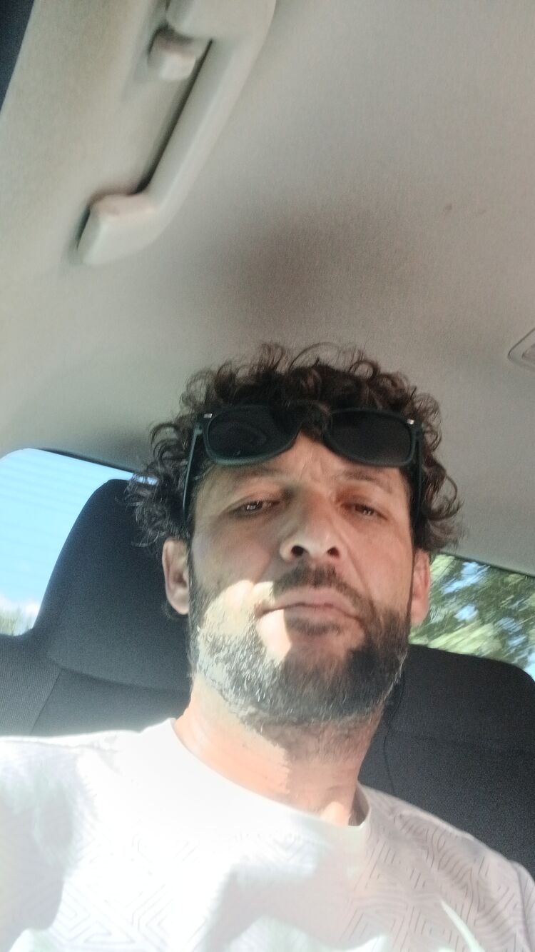  52842877  , 39 ,    