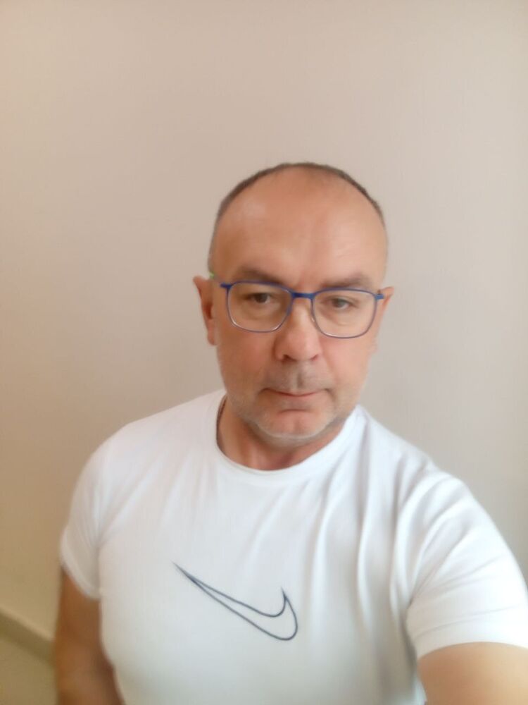  47412647  , 54 ,    