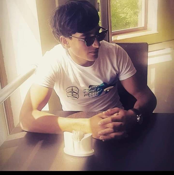 ���� 32488167 ������� Karen, 37 ���, ���� ���������� � �������