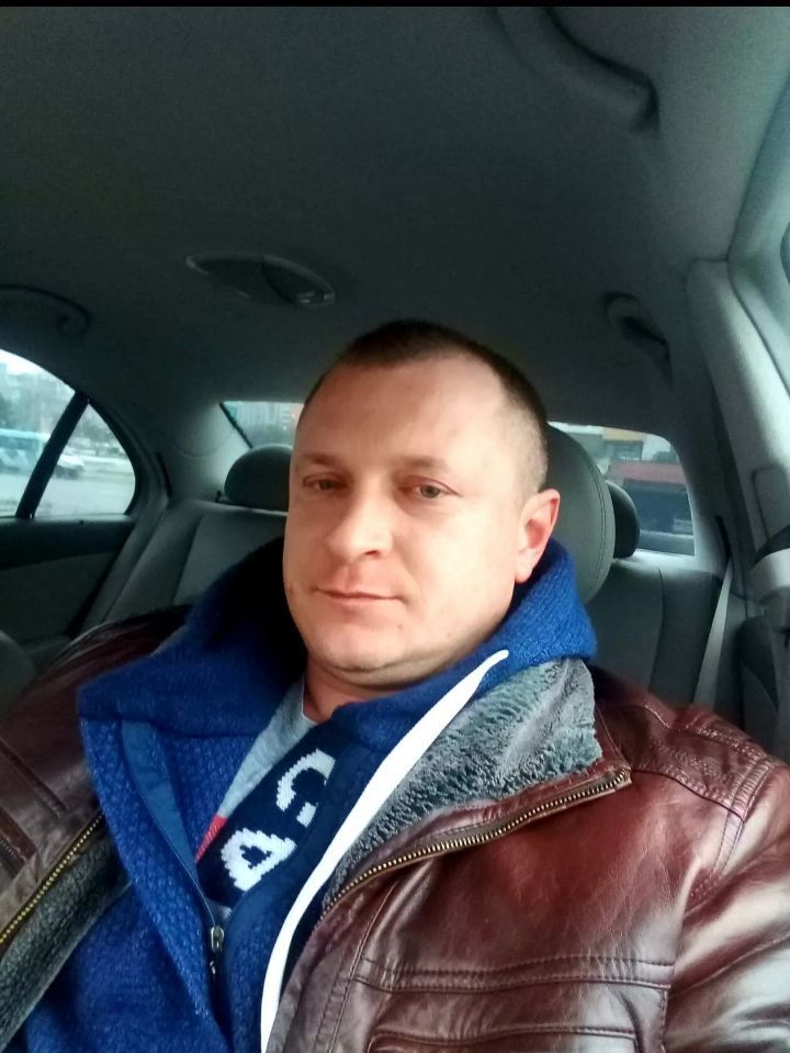  41655437  , 42 ,    