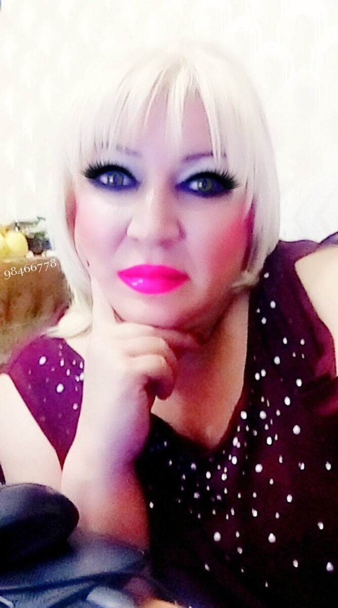  ,   ILONA, 41 ,   ,   , c 