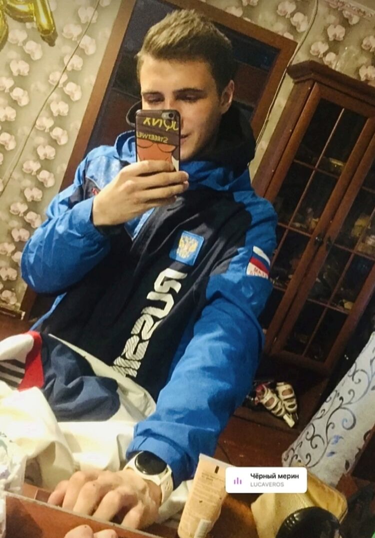  41816467  , 24 ,    